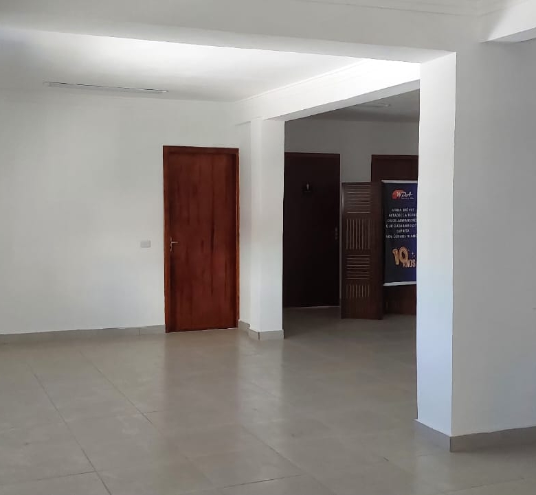 Salão Comercial Novo 120m² Localização Estratégica