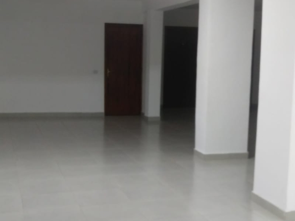 Salão Comercial Novo 120m² Localização Estratégica