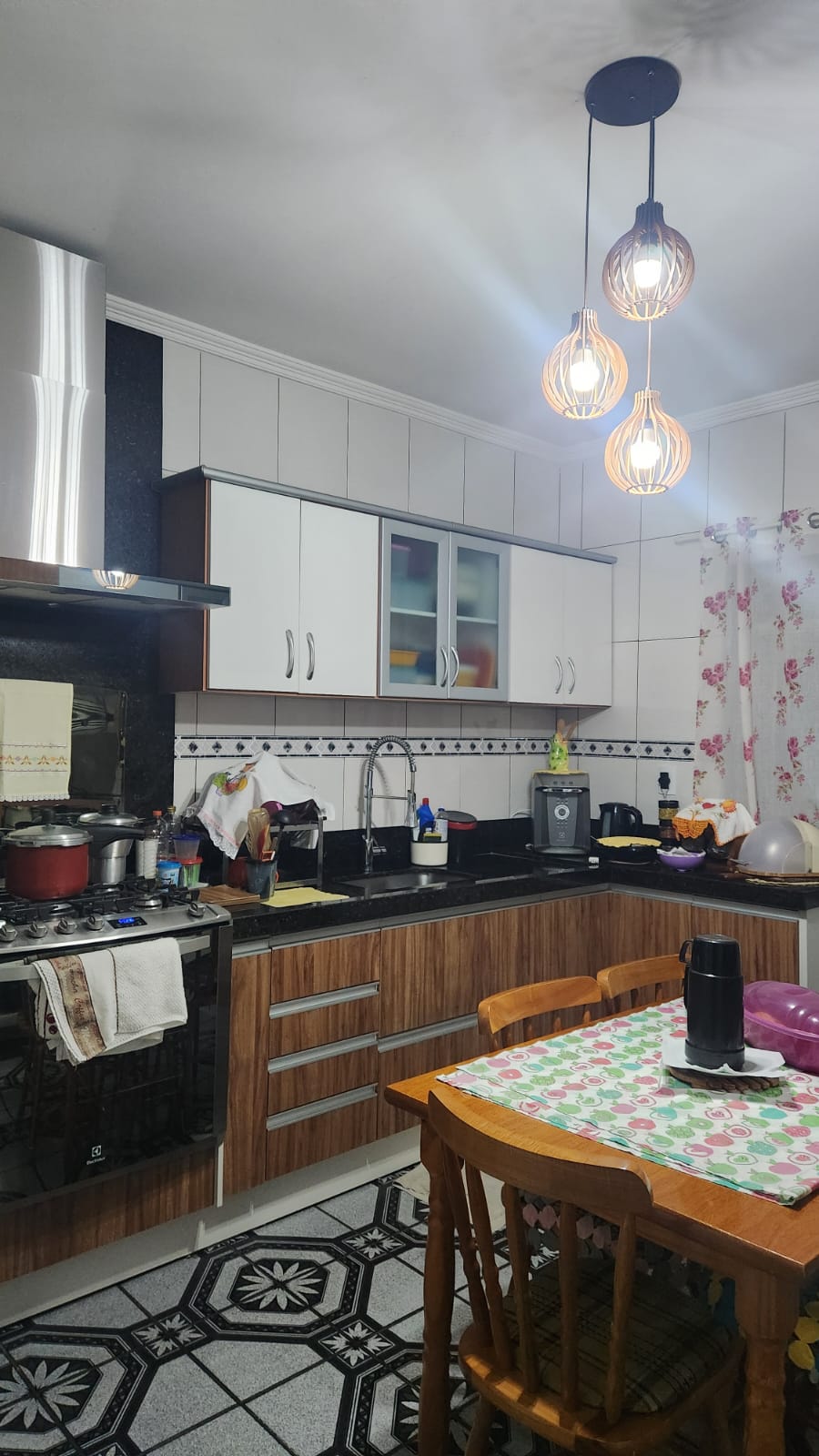 947 (19) Sobrado Espaçoso Quintal Privativo 133m² AC – Alto da Boa Vista