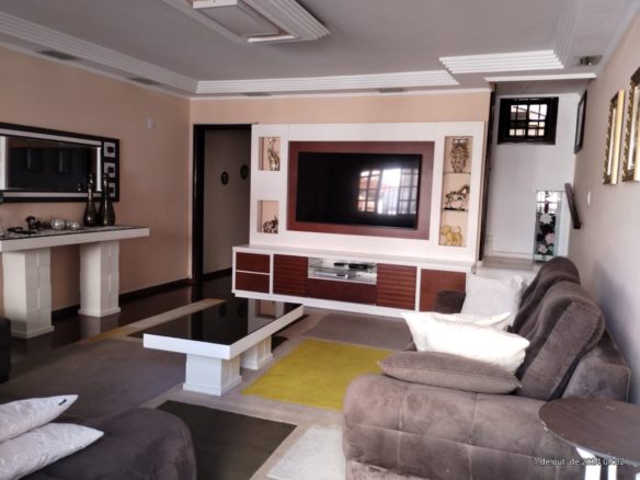 Sobrado Alto Padrão 4 Dorms 277m² AC – Vl Guarani