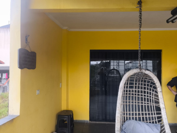 Sobrado Espaçoso e Achegado com 3 Dormitórios – Excelente Ventilação e Iluminação Natural