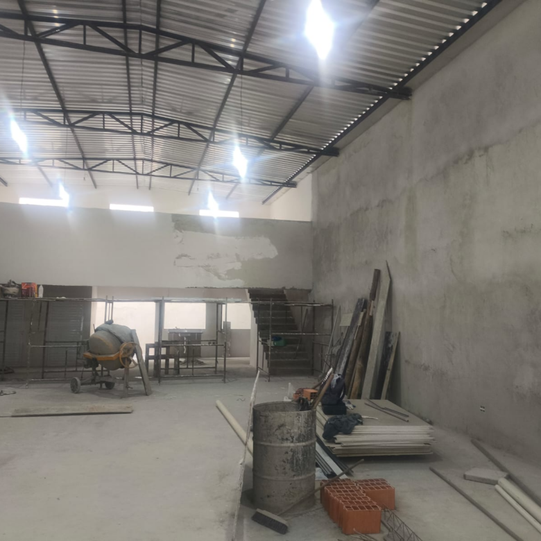 Galpão Comercial 335m2 – Jd. Zaíra